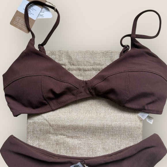 Berlook - Coffee Ribbed V-Neck Bikini Set – Size M (NWT) - Picture 7 of 11